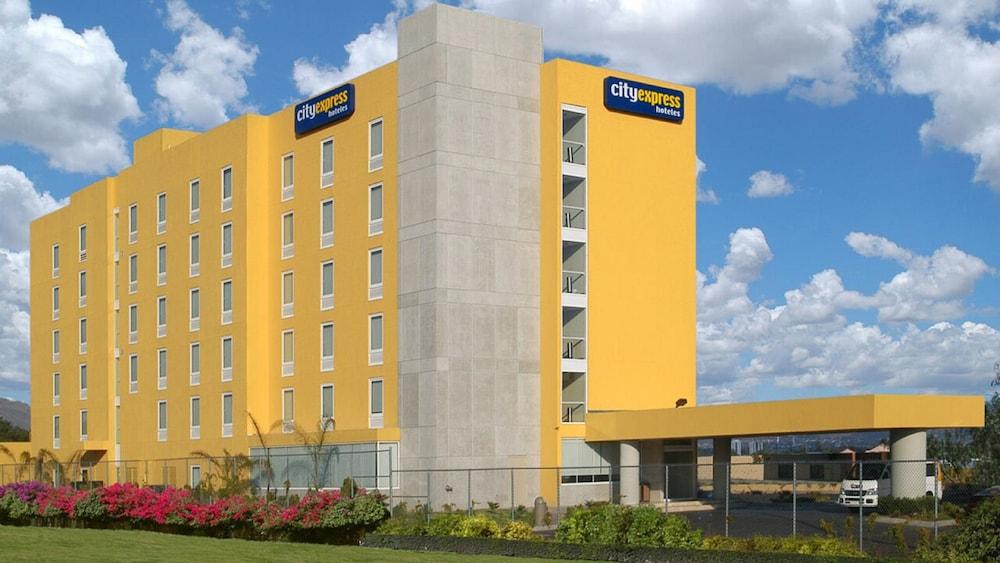 City Express By Marriott Cancun Bagian luar foto