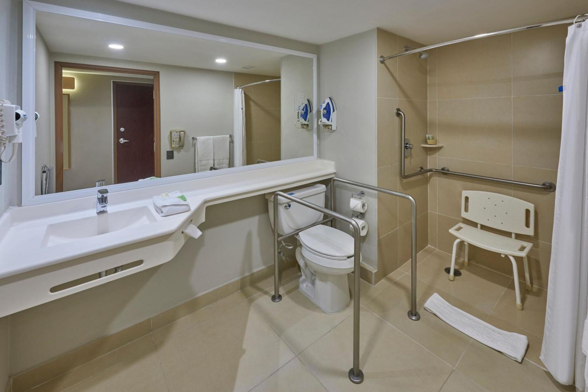 City Express By Marriott Cancun Bagian luar foto