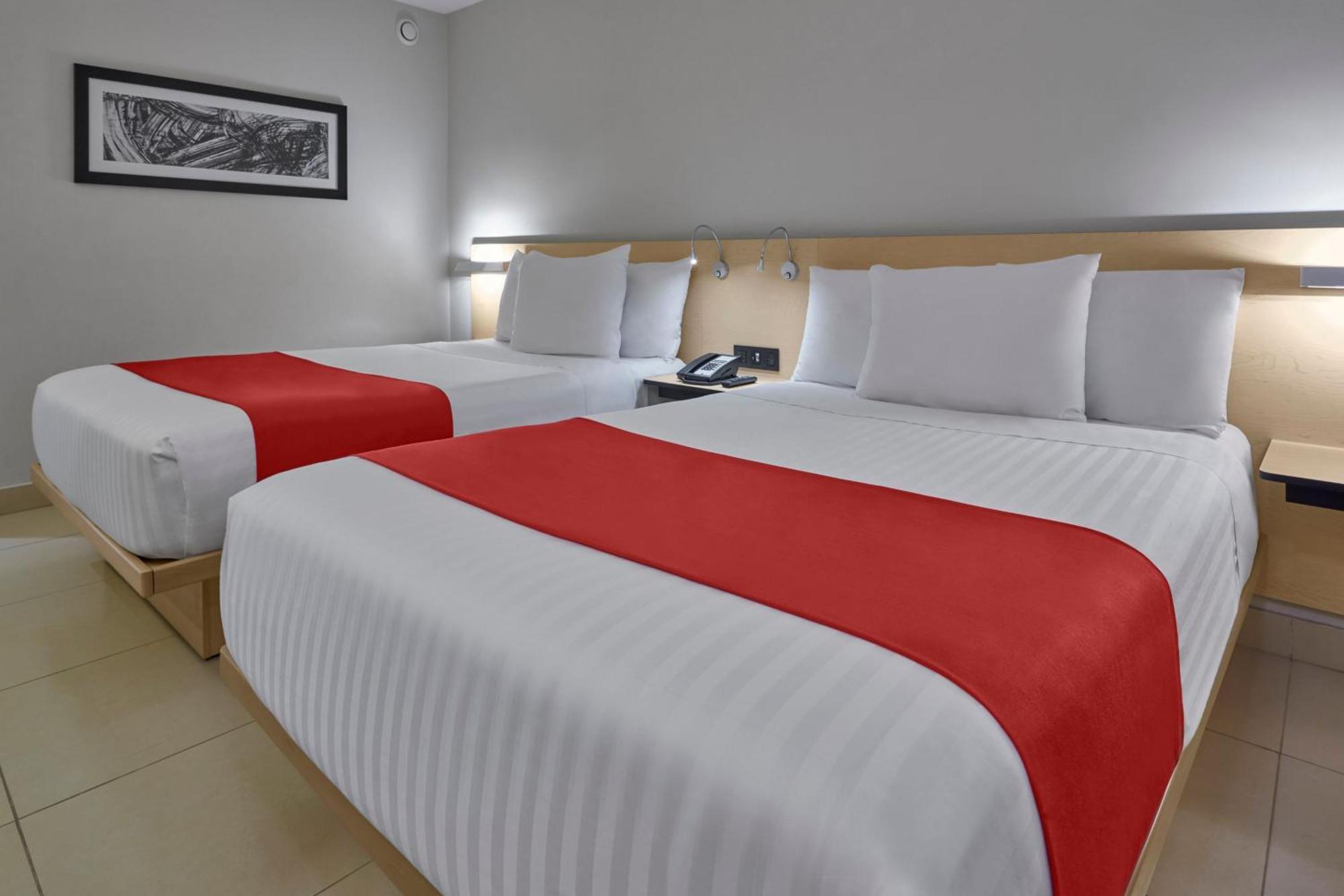 City Express By Marriott Cancun Bagian luar foto
